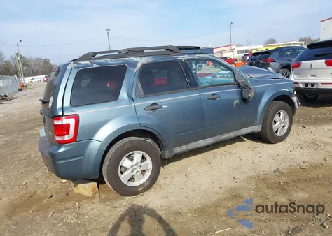 2010 Ford Escape Xlt z USA, uszkodzony, nr VIN 1FMCU0DG7AKC87783